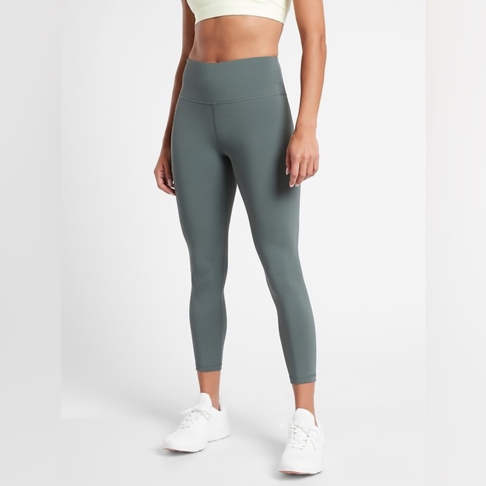Athleta Elation Train 7/8 Tights Green Small